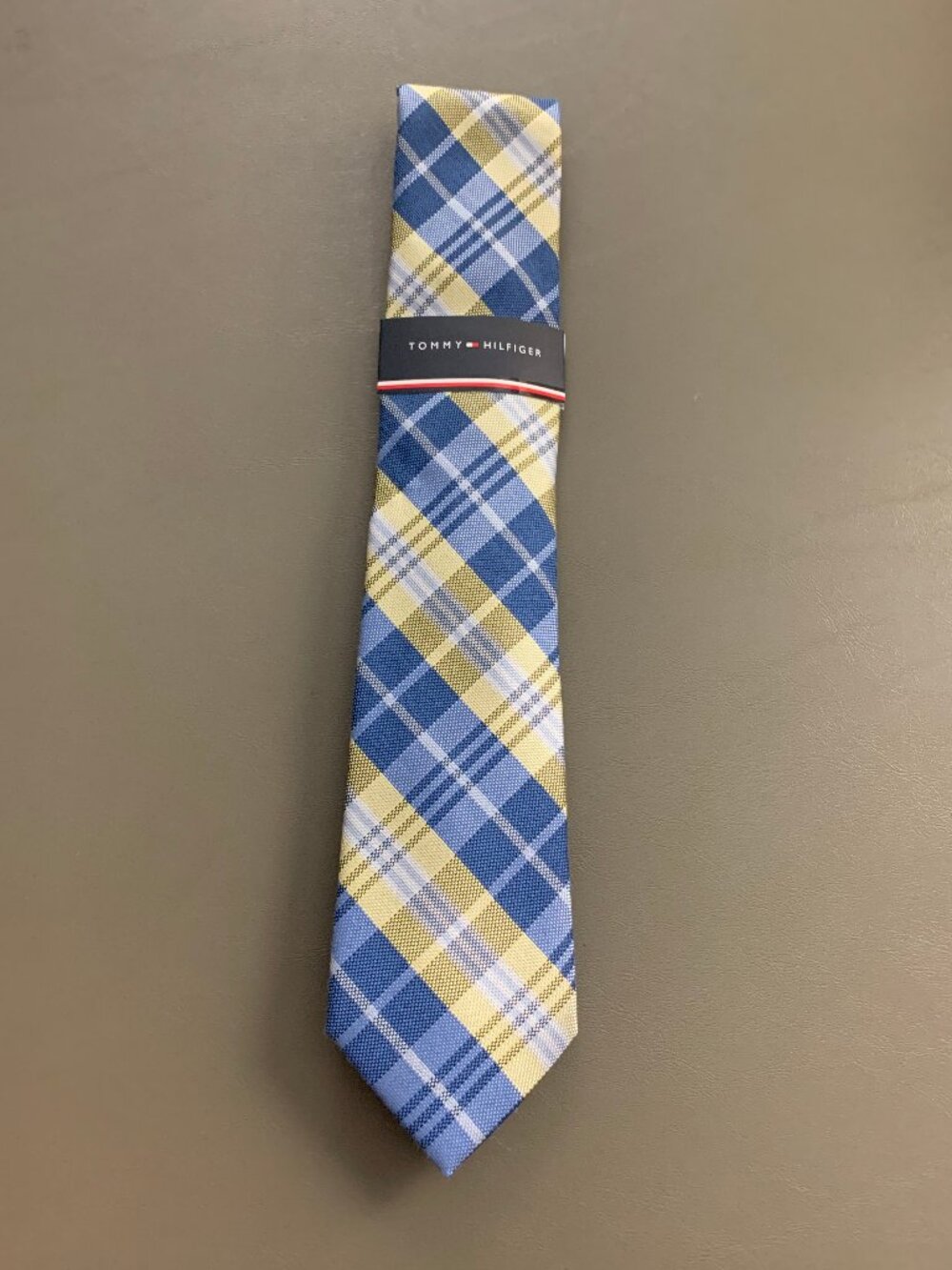 Tommy Hilfiger Men's 3'' Polyester Silk Neck Tie, Blue Yellow Arcadia Plaid